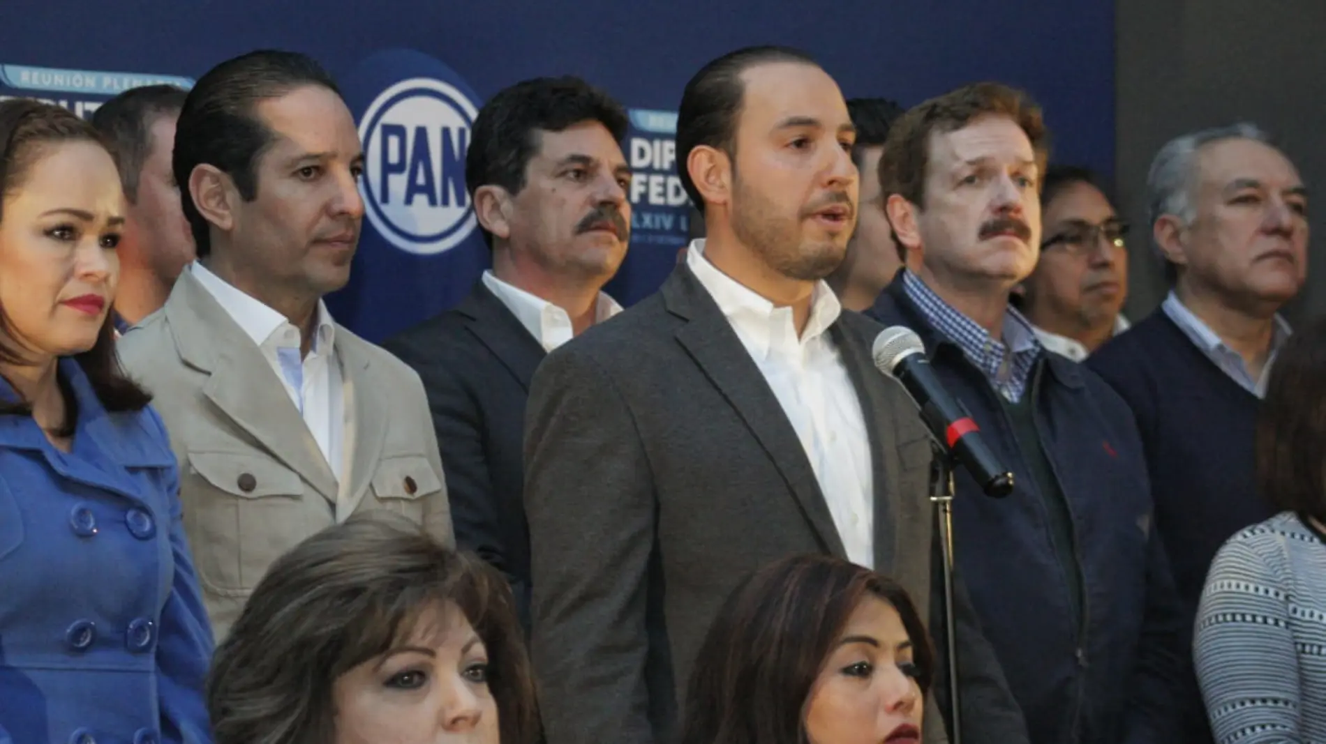 Exigen al Presidente de México remueva al titular de Pemex y haga replanteamiento de la estrategia en contra del robo de combustible. Foto César Ortiz